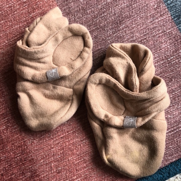 Other - Goumi Organic Cotton Baby Slippers